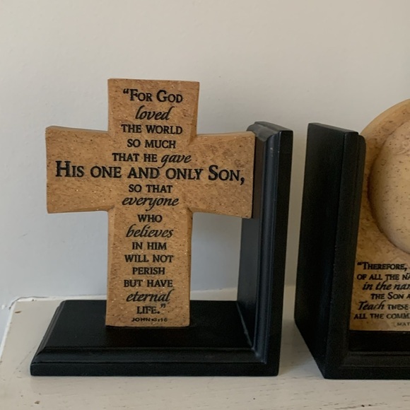 Great Commission Resin Bookends Engraved Scriptures Set of 2 Inspirational - Picture 2 of 8